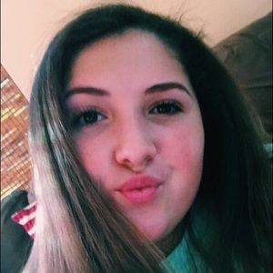 Meet your Posher, Sophia